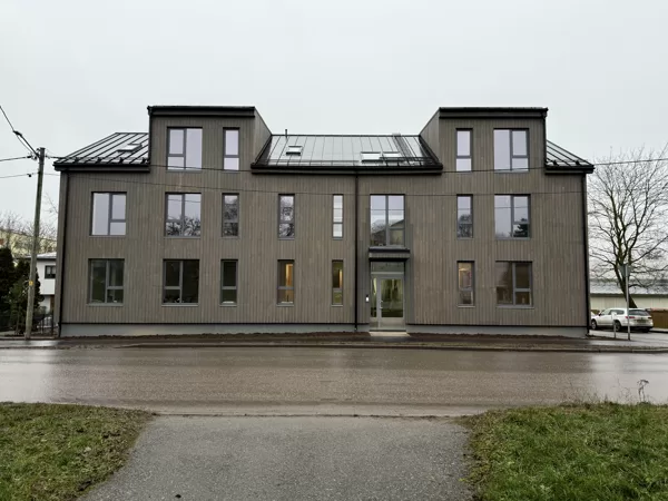 Tänavapoolne vaade majale